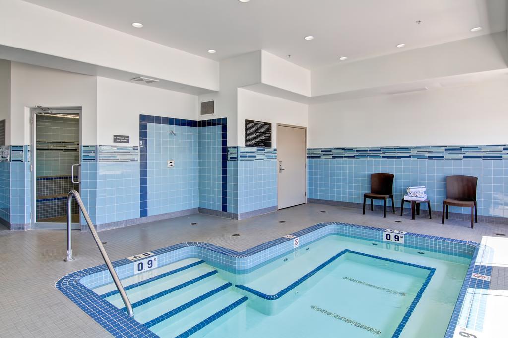 Canalta Hotel Shaunavon Bagian luar foto