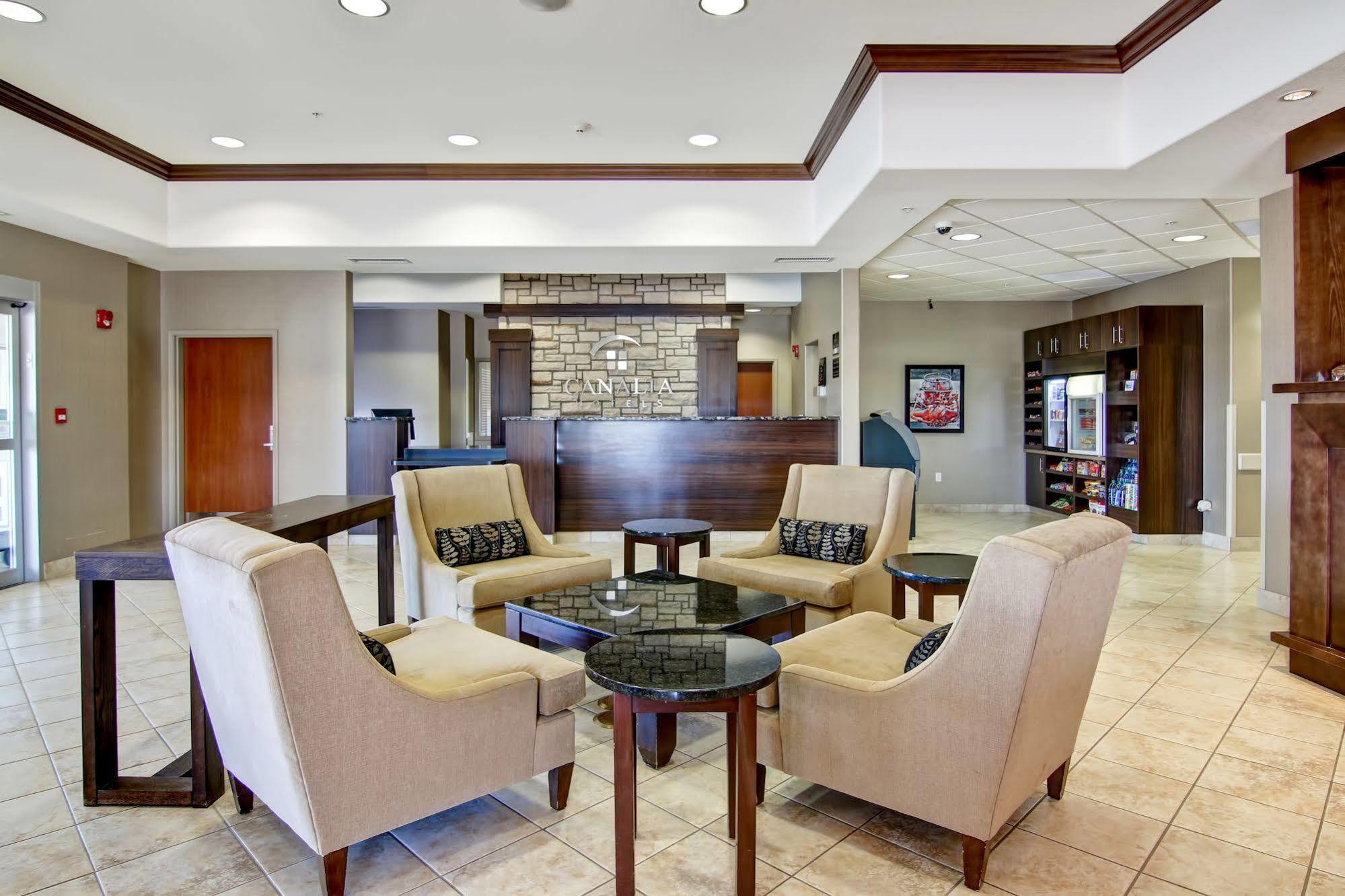Canalta Hotel Shaunavon Bagian luar foto