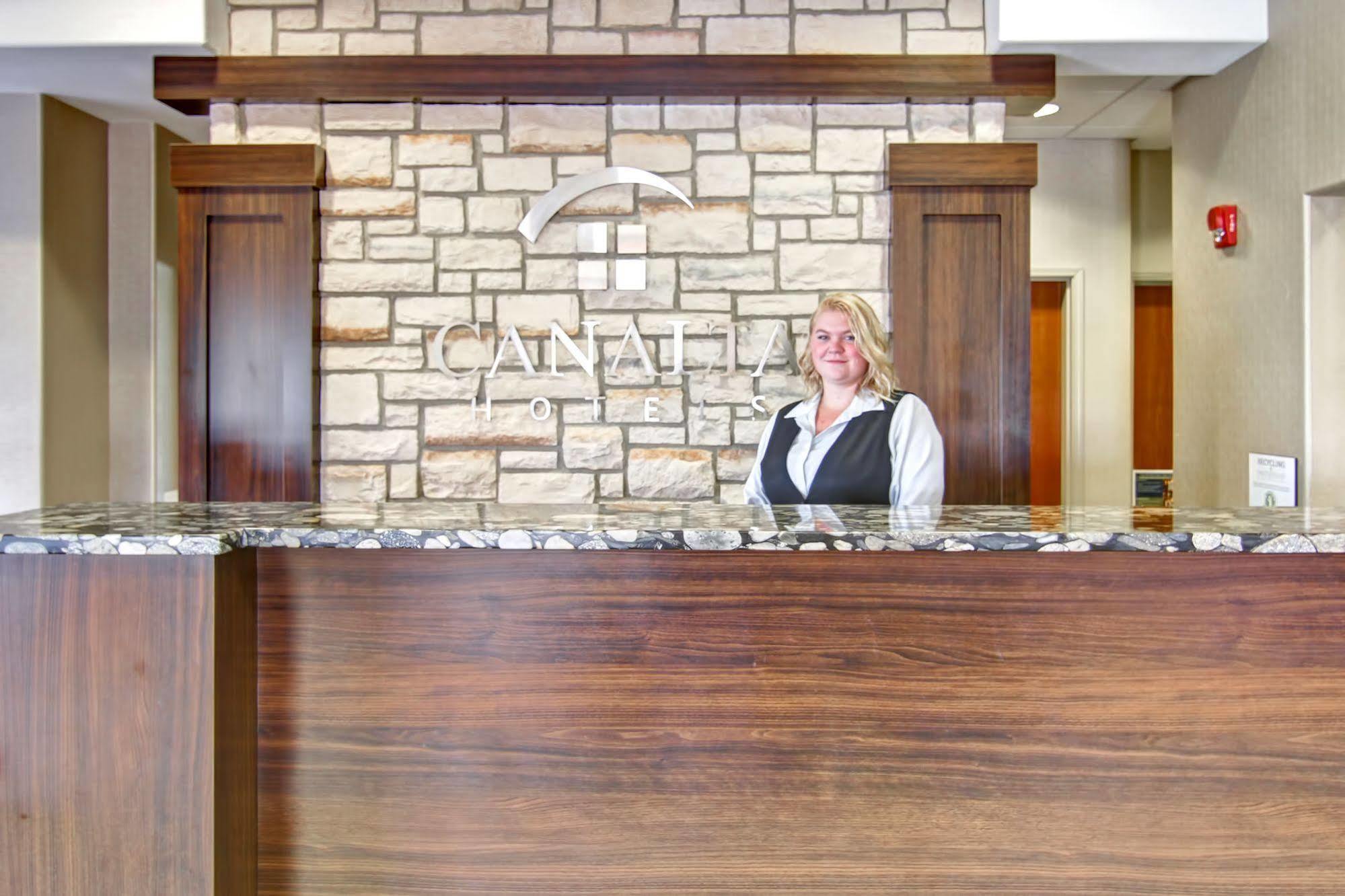 Canalta Hotel Shaunavon Bagian luar foto