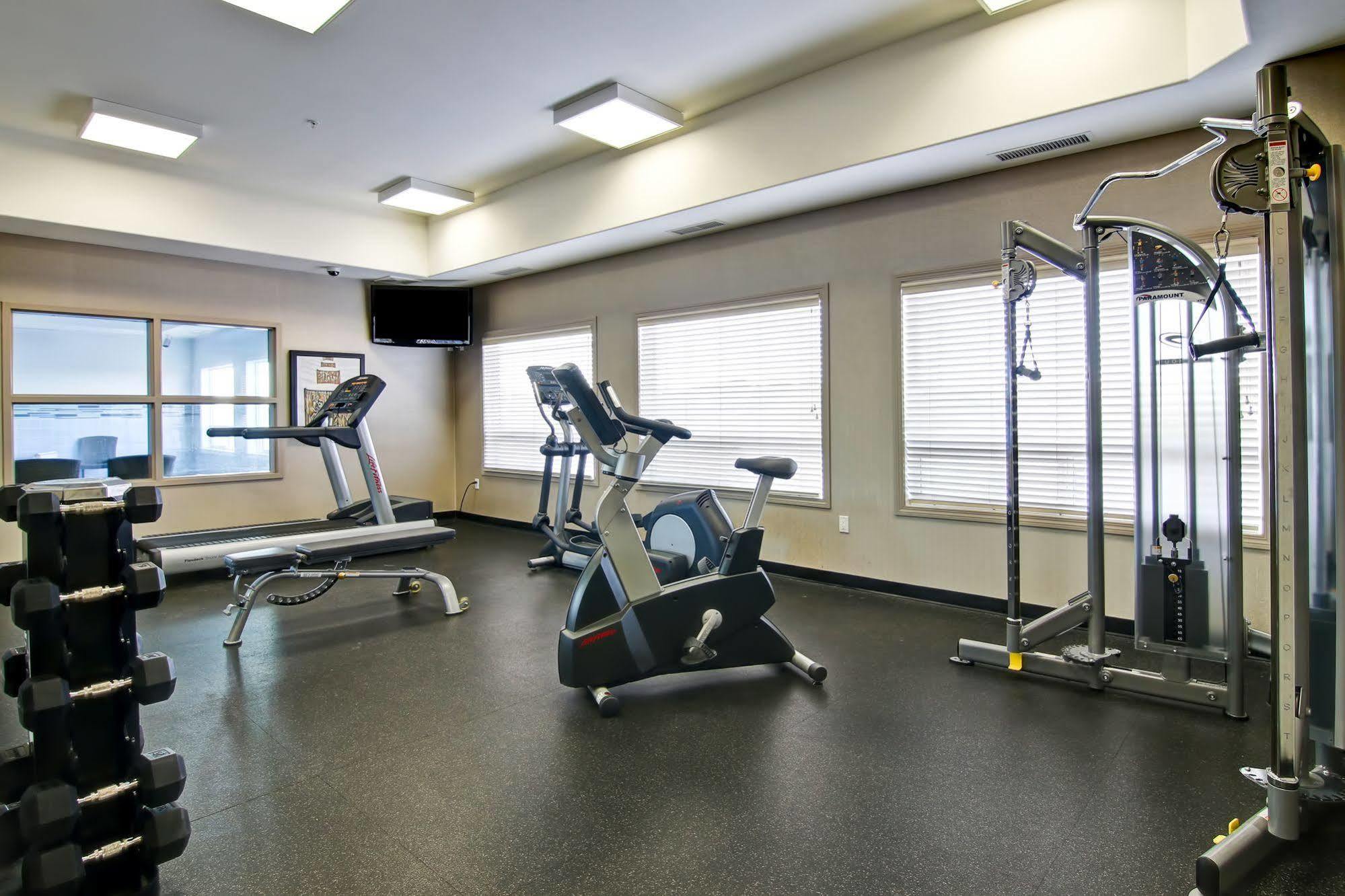 Canalta Hotel Shaunavon Bagian luar foto