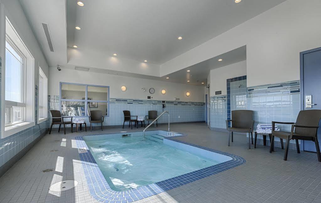 Canalta Hotel Shaunavon Bagian luar foto